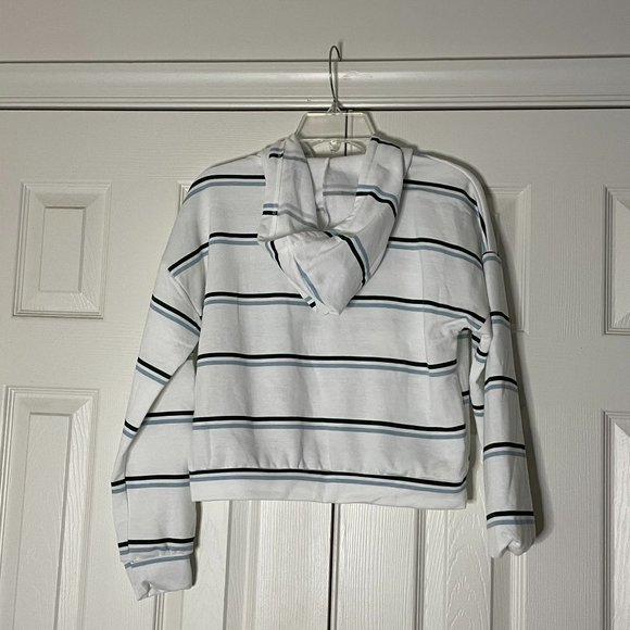 Charlotte Russe Women's Hoodie - Picture 4 of 9